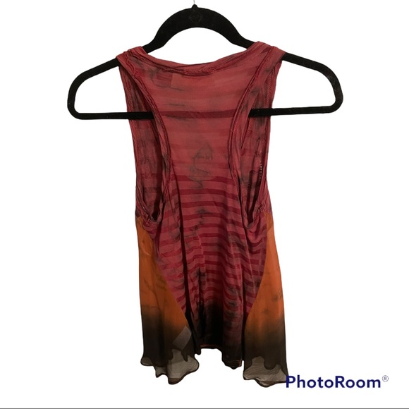 Cute beaded top - Picture 2 of 2